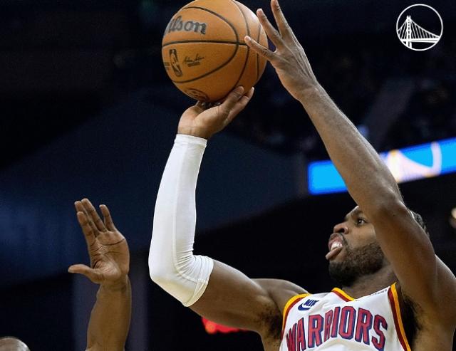 九游官网-【现场】三分反扑野火燎原 勇士逆转鹈鹕迎主场首胜