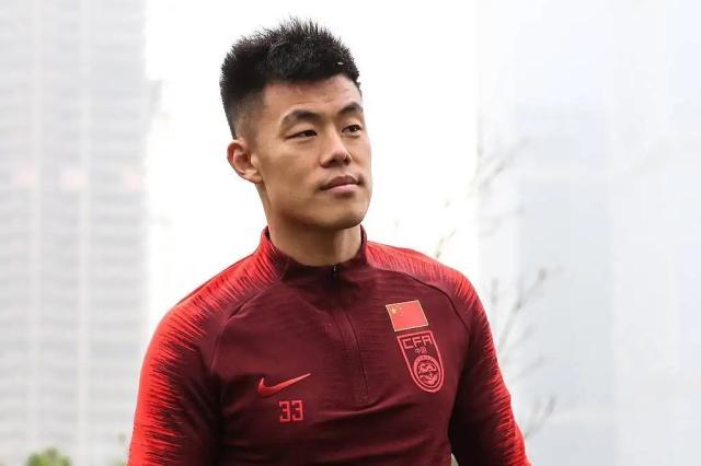 九游应用下载-国足热身赛5比0亚泰 谭龙传射建功张玉宁吴曦进球